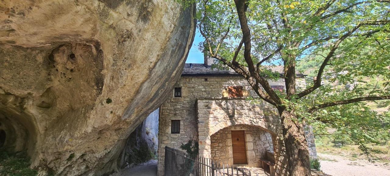 Gite La Cardabelle Ispagnac Dış mekan fotoğraf
